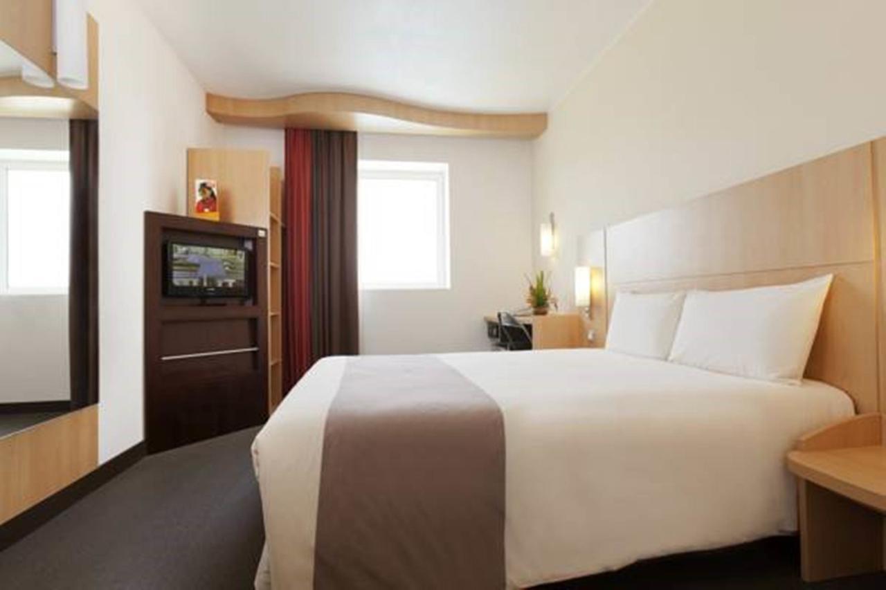 Отель Ibis Malabo Номер фото
