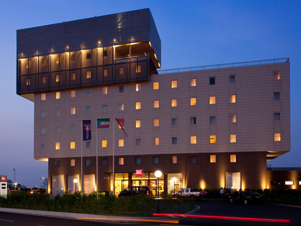 Отель Ibis Malabo Экстерьер фото